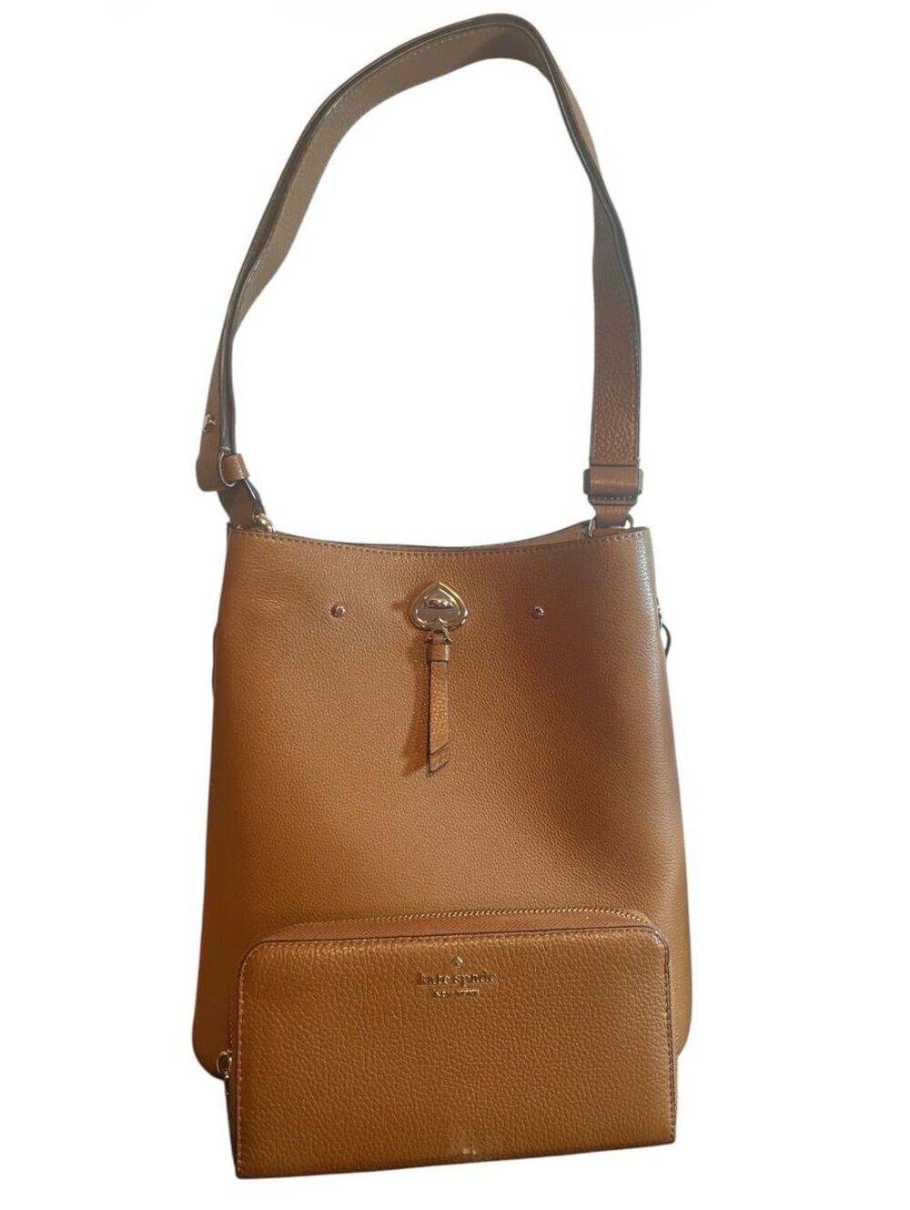 KS4. Kate Spade New York Marti Large Bucket Bag w/wallet